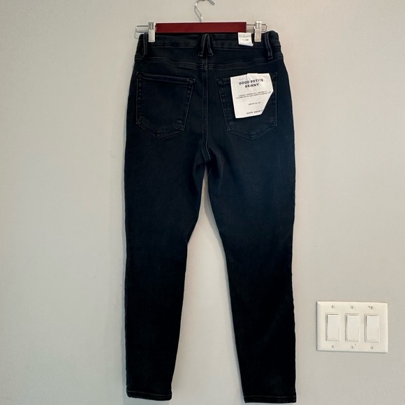 New with tags | Good American Good Petite Skinny Jeans | Black | 10/30 P - Picture 2 of 12